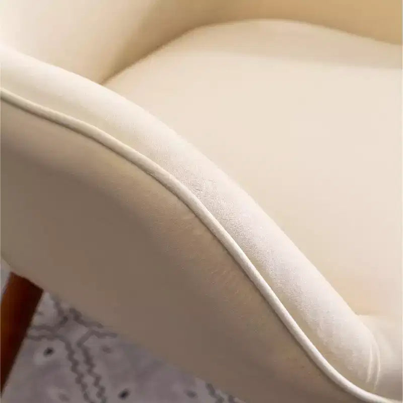 Fauteuil d'appoint en velours soyeux, chaise longue avec dossier capitonné, pieds en bois massif, fauteuil baril rembourré en mousse pour salon, salle à manger