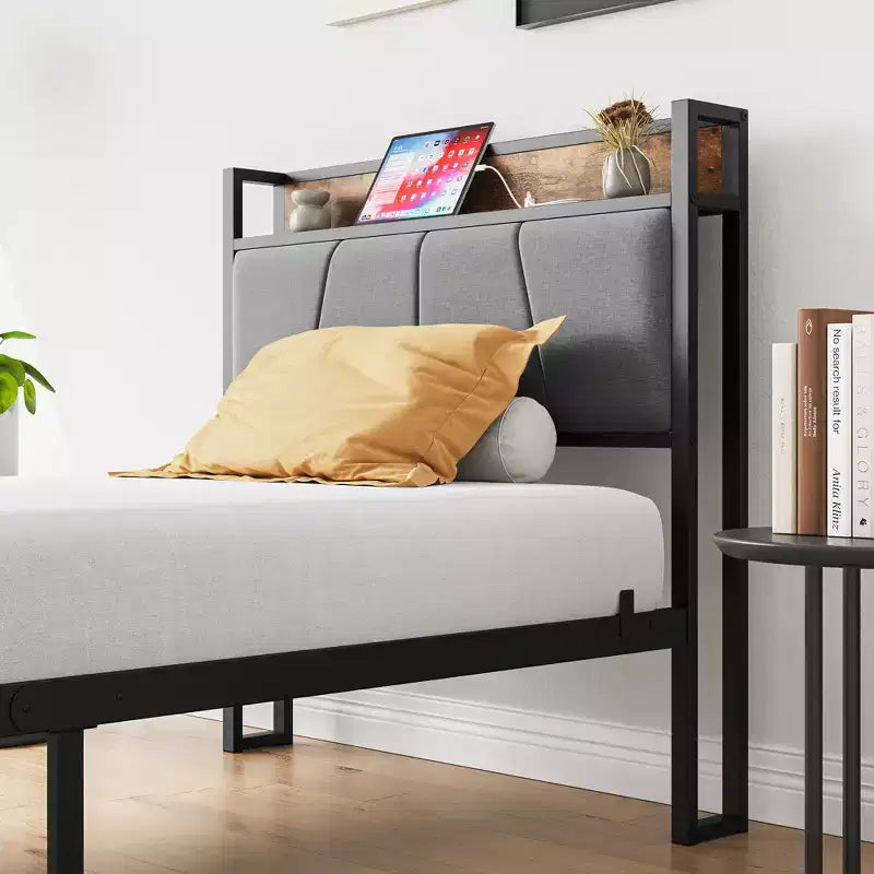 Cadre de lit double avec tête de lit de rangement et station de recharge, pas besoin de sommier tapissier pour chambre à coucher