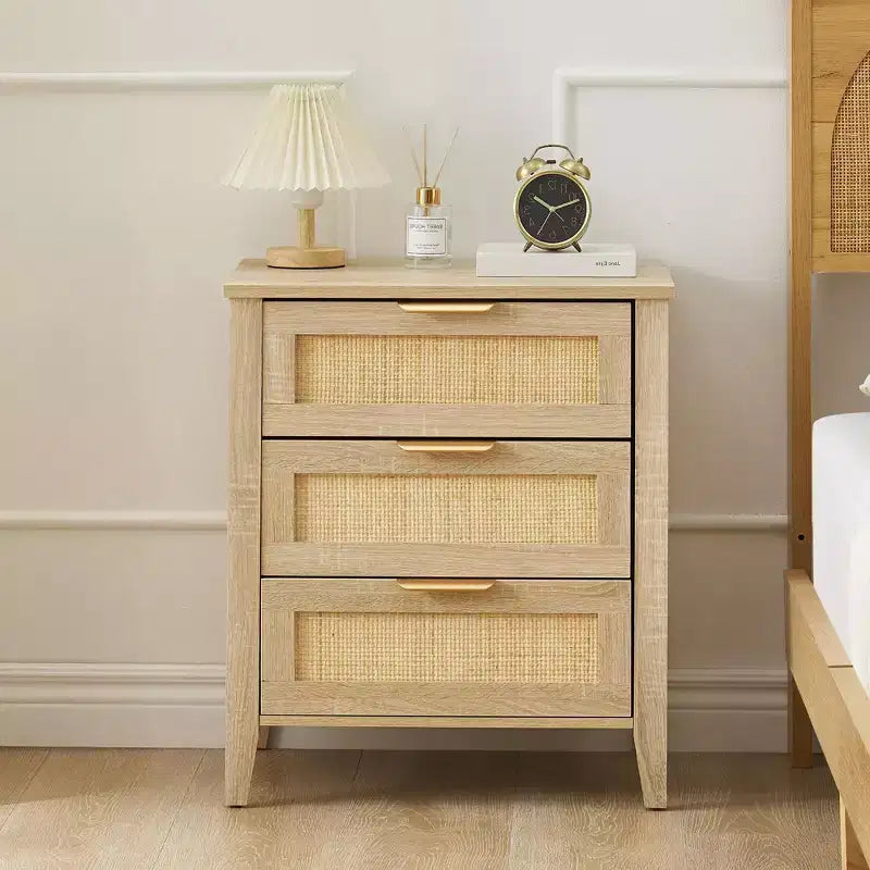 Table de chevet en rotin - 3 tiroirs en osier naturel, table de chevet de rangement de style bohème pour chambre à coucher, salon, finition bois naturel