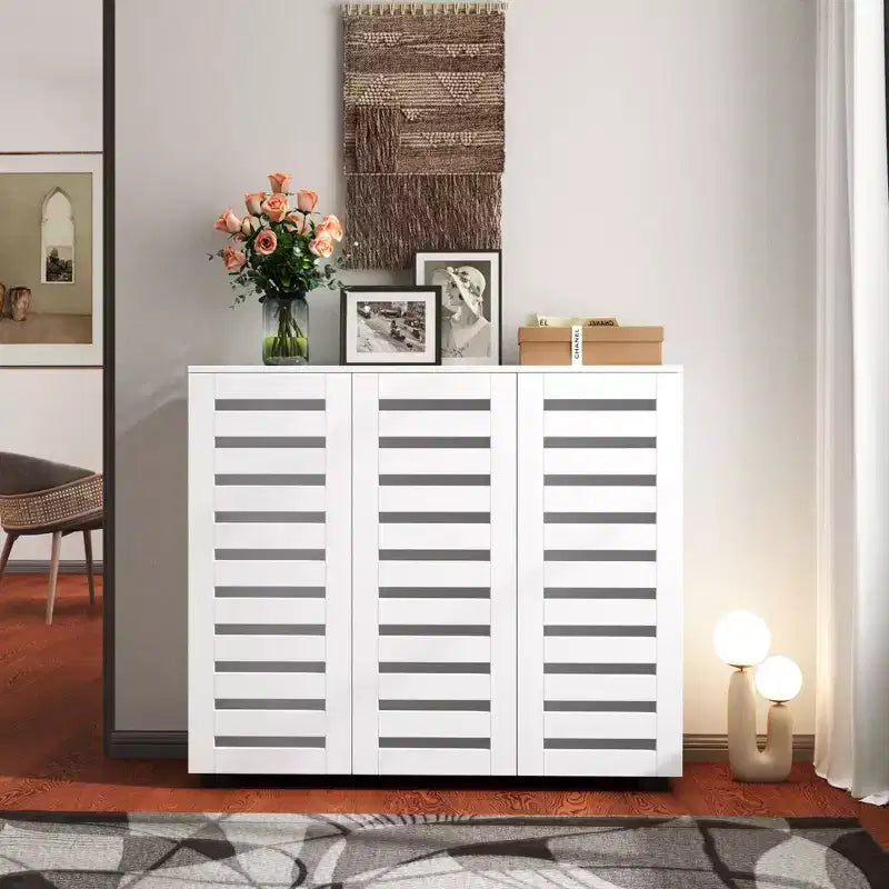 Meuble de rangement à chaussures en bois à 5 niveaux avec étagères réglables, range-chaussures à porte persiennée, organisateur de chaussures multi-scènes pour les espaces de vie de la maison