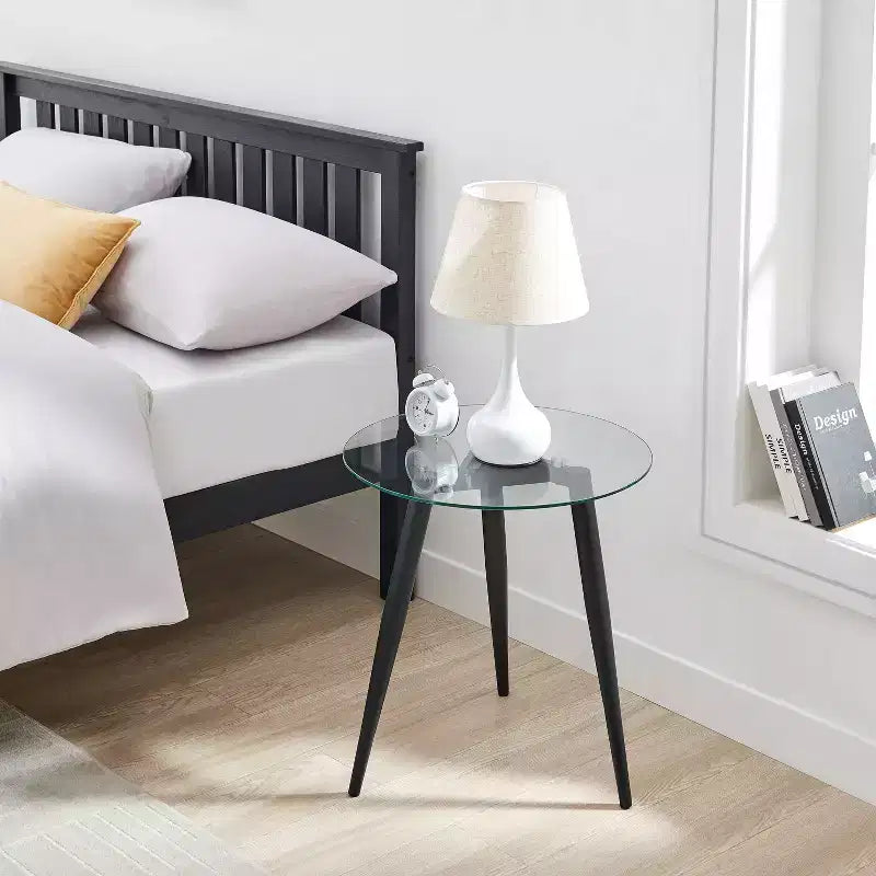 Table d'appoint ronde en verre de style Mid-Century Modern - Danya B.